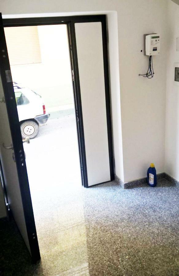 فيلا Cirò Marinaفي Climatizzato In Centro A 100M Dal Mare المظهر الخارجي الصورة
