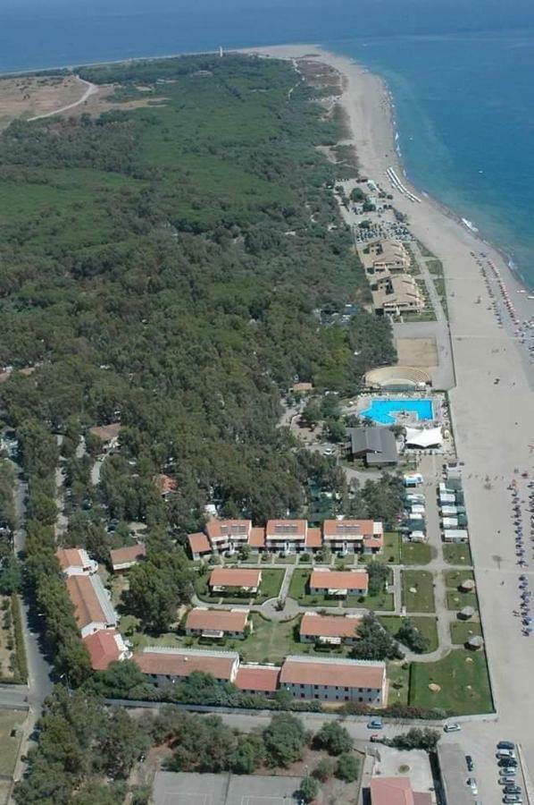 فيلا Cirò Marinaفي Climatizzato In Centro A 100M Dal Mare المظهر الخارجي الصورة