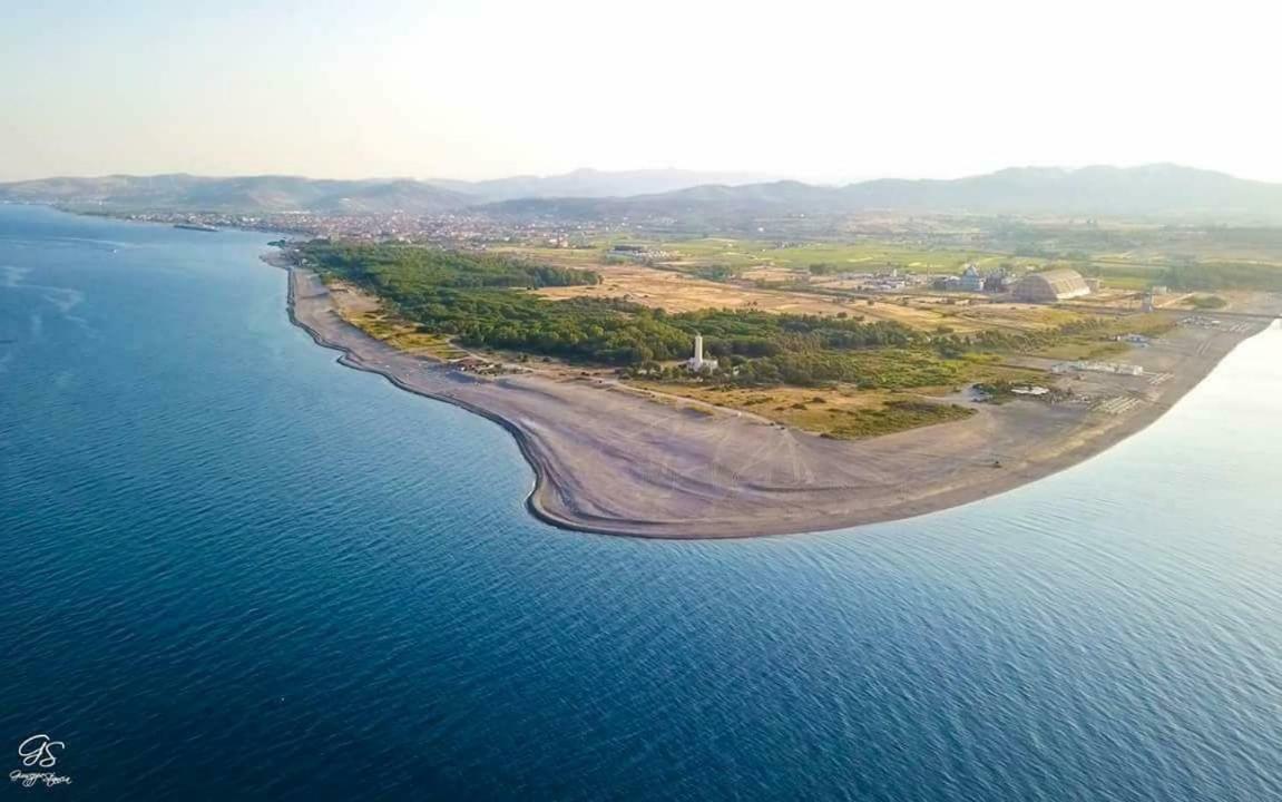 فيلا Cirò Marinaفي Climatizzato In Centro A 100M Dal Mare المظهر الخارجي الصورة