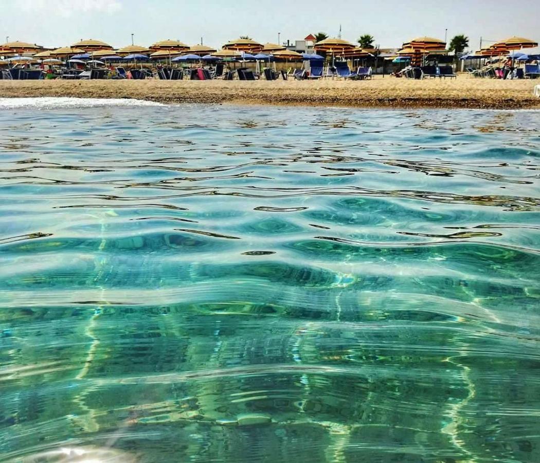 فيلا Cirò Marinaفي Climatizzato In Centro A 100M Dal Mare المظهر الخارجي الصورة